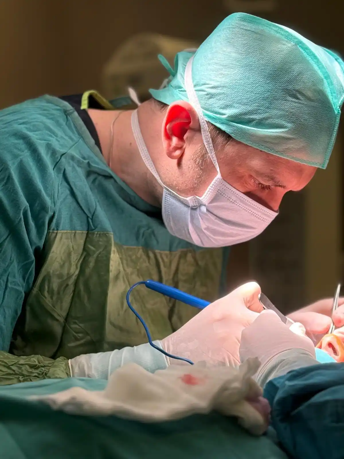 Op. Dr. Semih Öztürk klinik ortamı